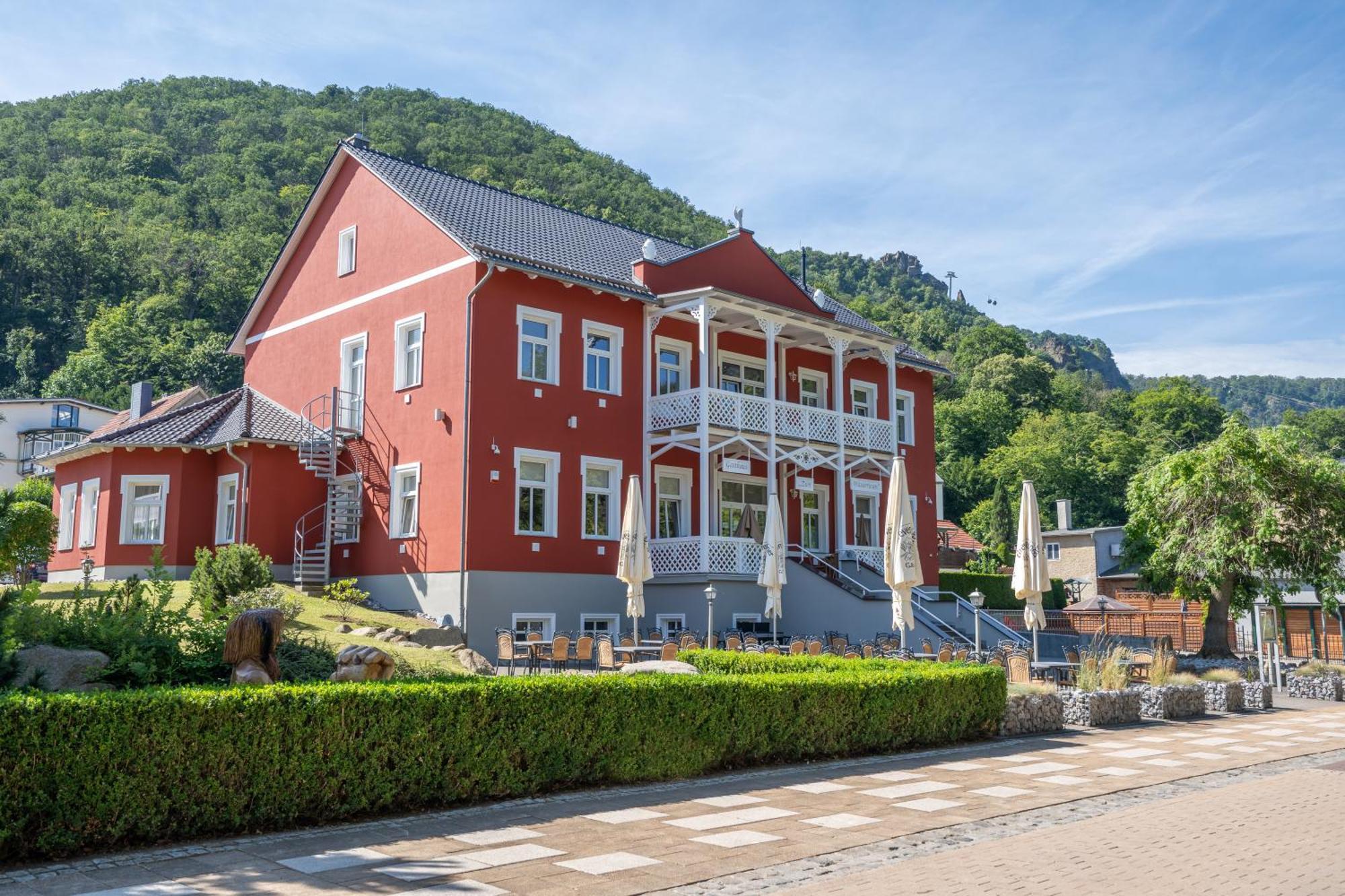 Hotelpark Bodetal Mit Ferienwohnungen ターレ エクステリア 写真